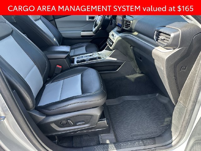 Used 2022 Ford Explorer XLT w/ Equipment Group 202A RWD image 11