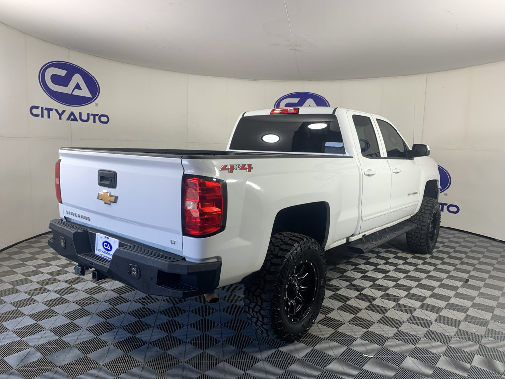 Used 2018 Chevrolet Silverado 1500 LT w/ All Star Edition AWD/4WD image 3