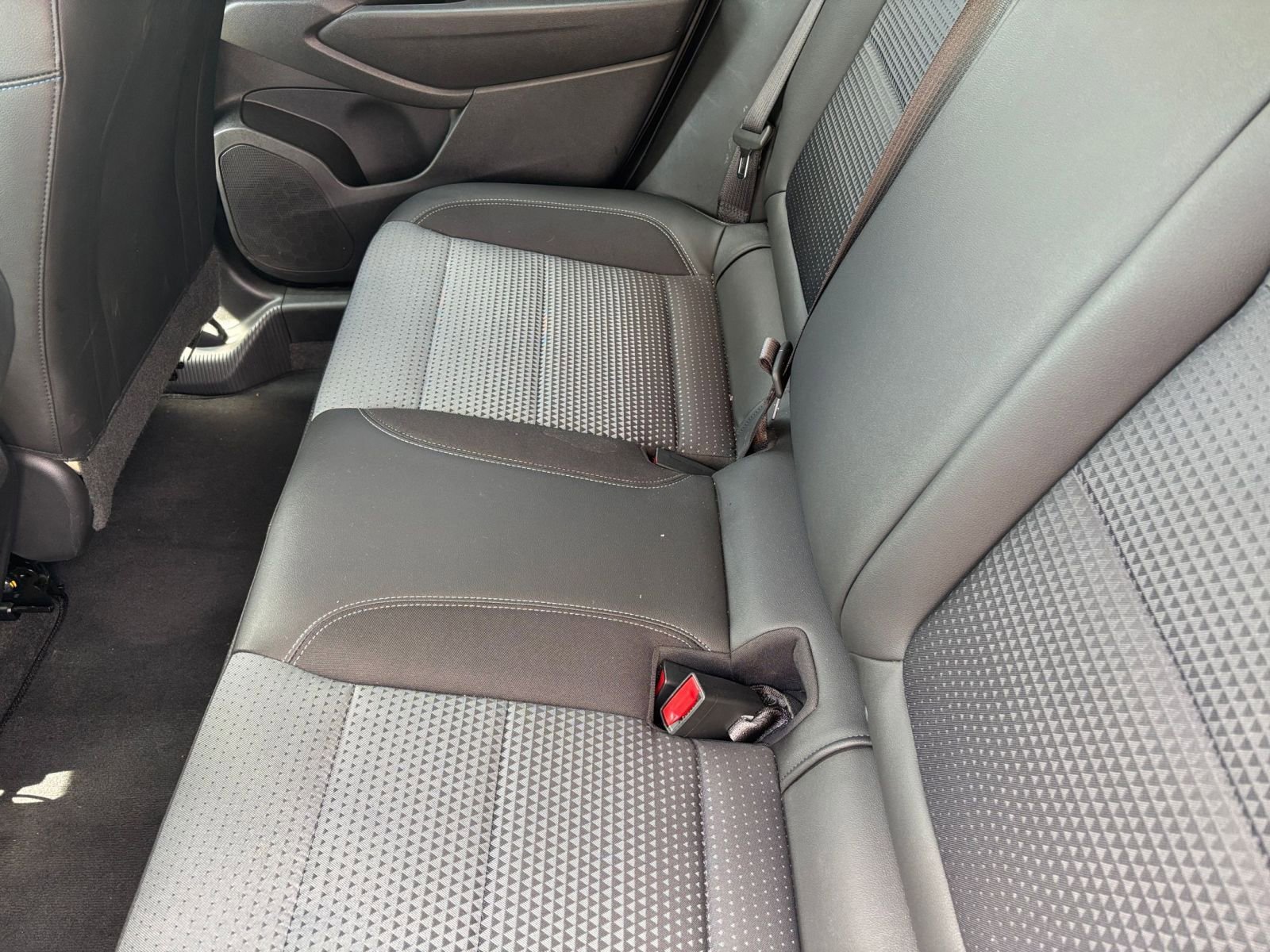 Used 2025 Chevrolet Trax LT image 24