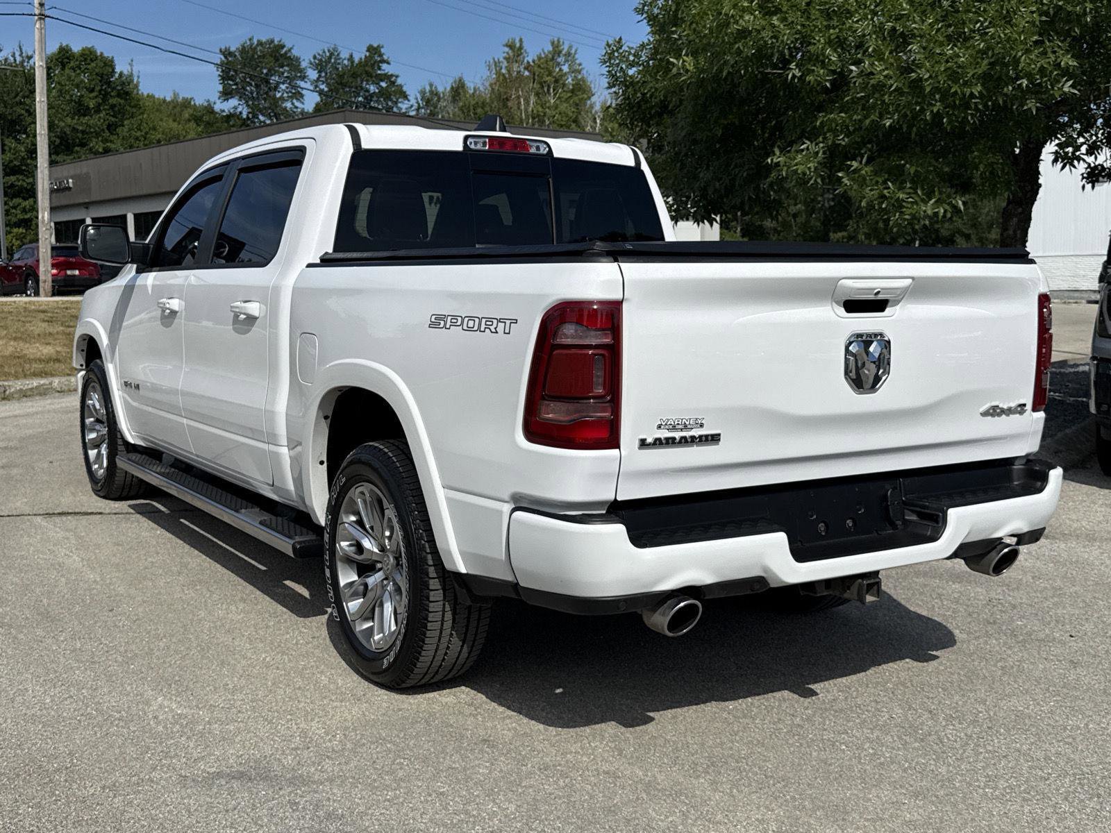 Used 2022 RAM 1500 Laramie w/ Sport Appearance Package image 8