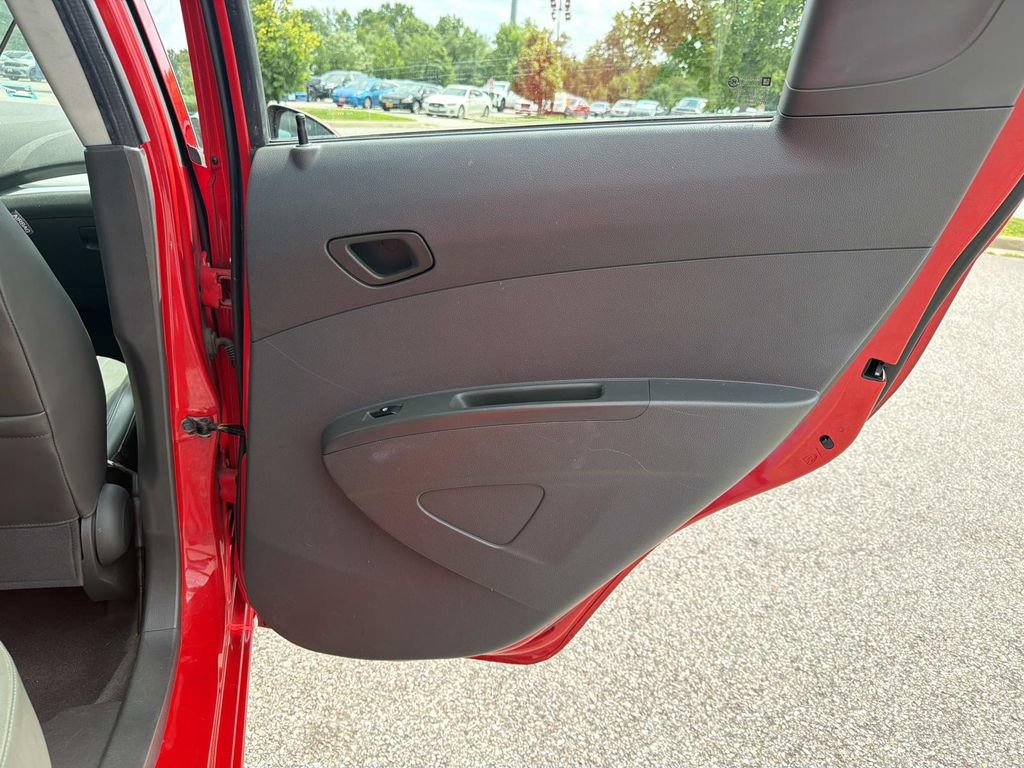 Used 2014 Chevrolet Spark LT FWD image 19