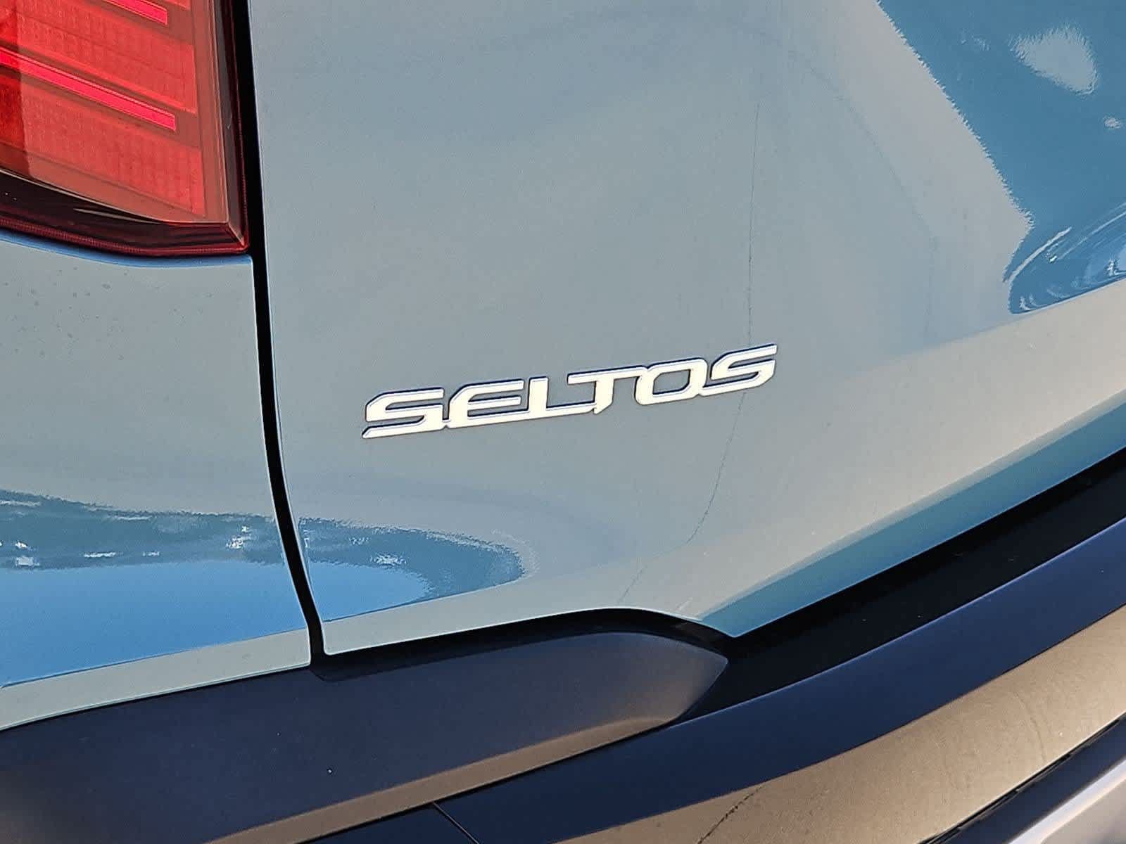 Certified 2024 Kia Seltos S FWD image 12