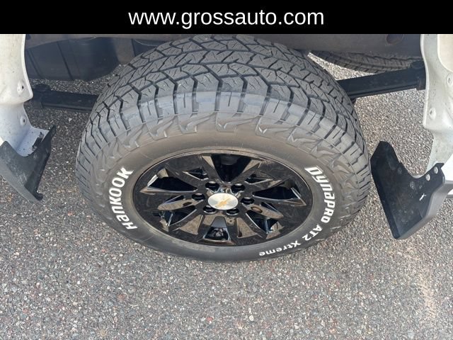 Used 2023 Chevrolet Silverado 1500 LT AWD/4WD image 30