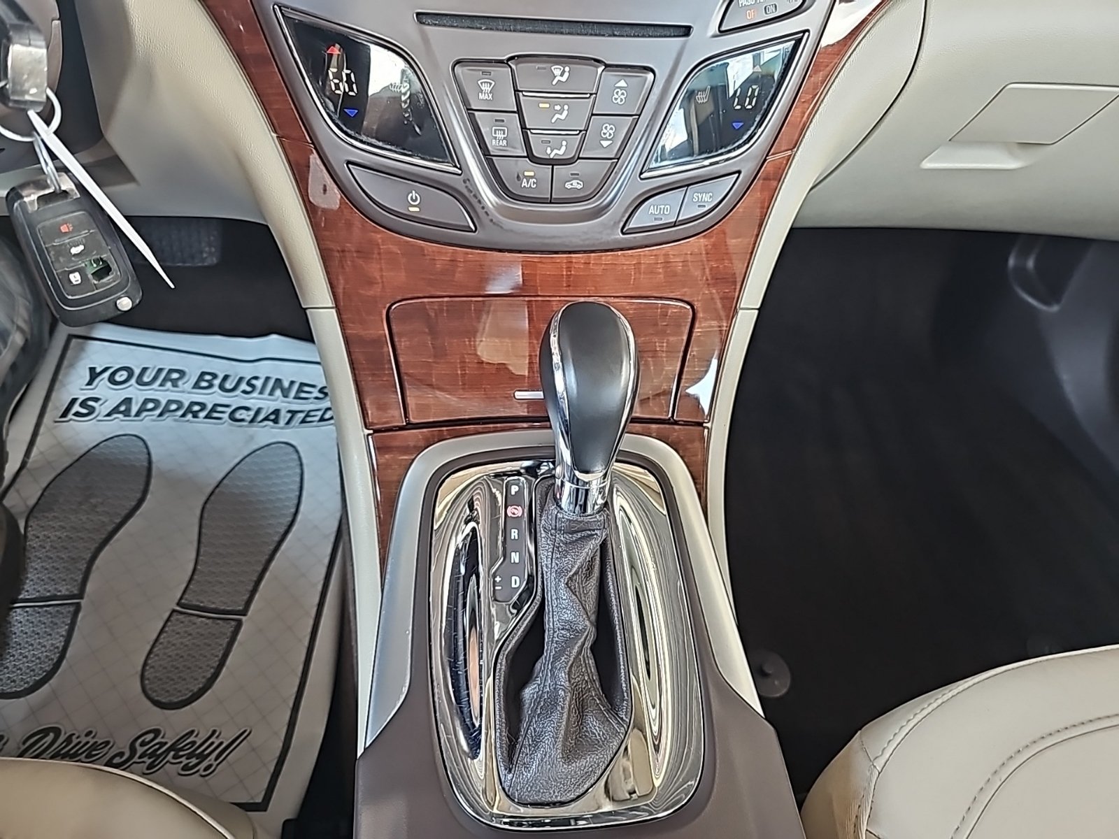 Used 2014 Buick Regal FWD image 24