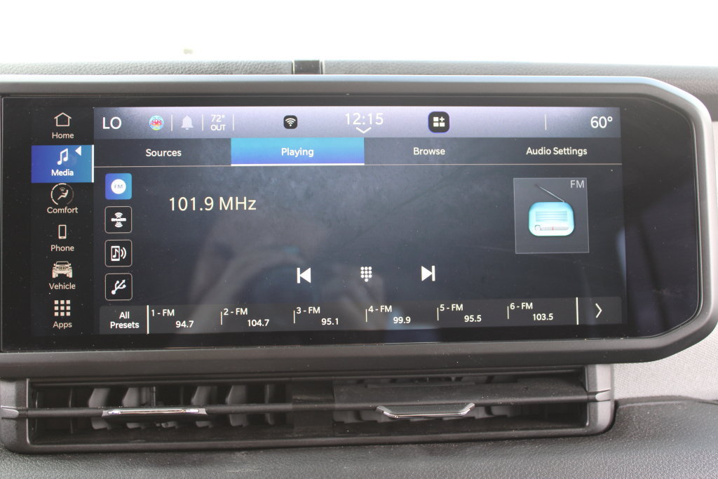 Used 2024 Jeep Wrangler Unlimited AWD/4WD image 19