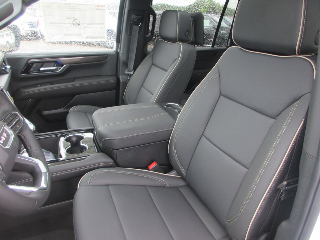New 2026 GMC Yukon XL Elevation w/ Elevation Premium Package AWD/4WD image 11