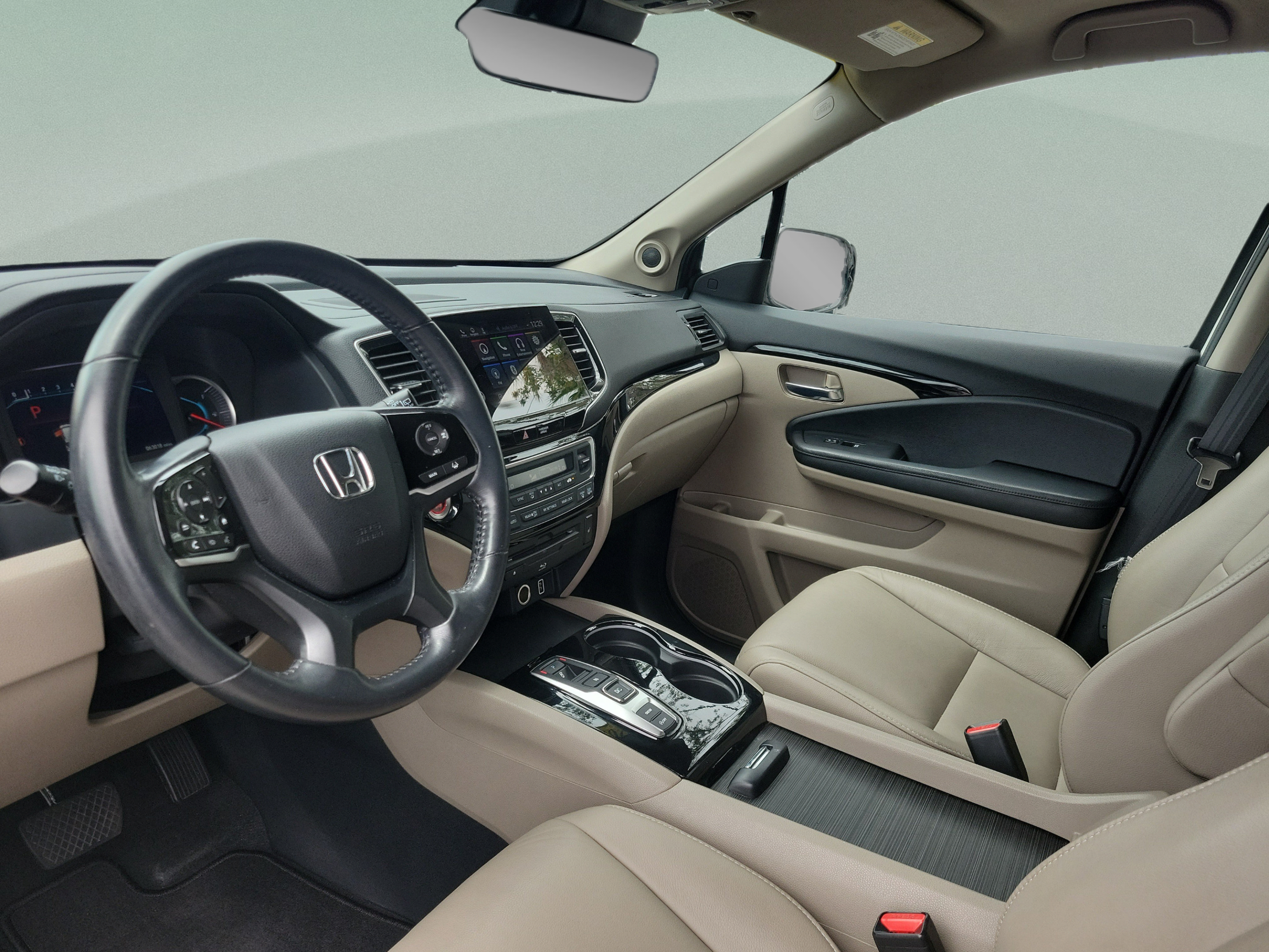 Used 2019 Honda Pilot Touring image 18