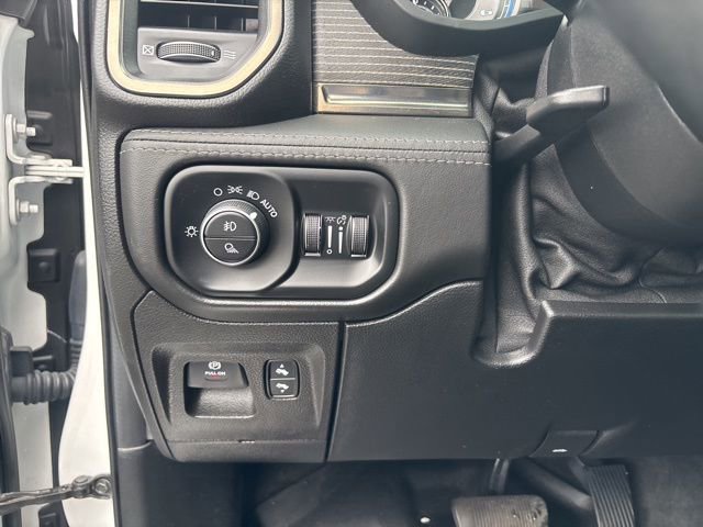 Used 2020 RAM 1500 Limited image 26