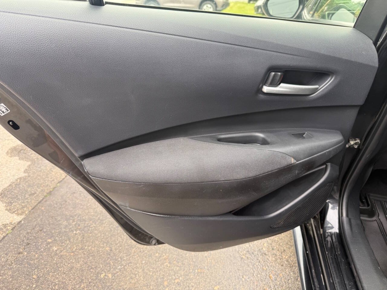 Used 2020 Toyota Corolla LE FWD image 16