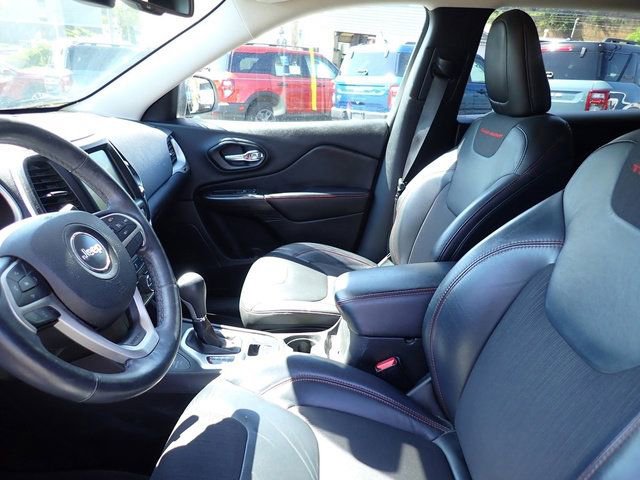 Used 2014 Jeep Cherokee Trailhawk w/ Comfort/Convenience Group image 11