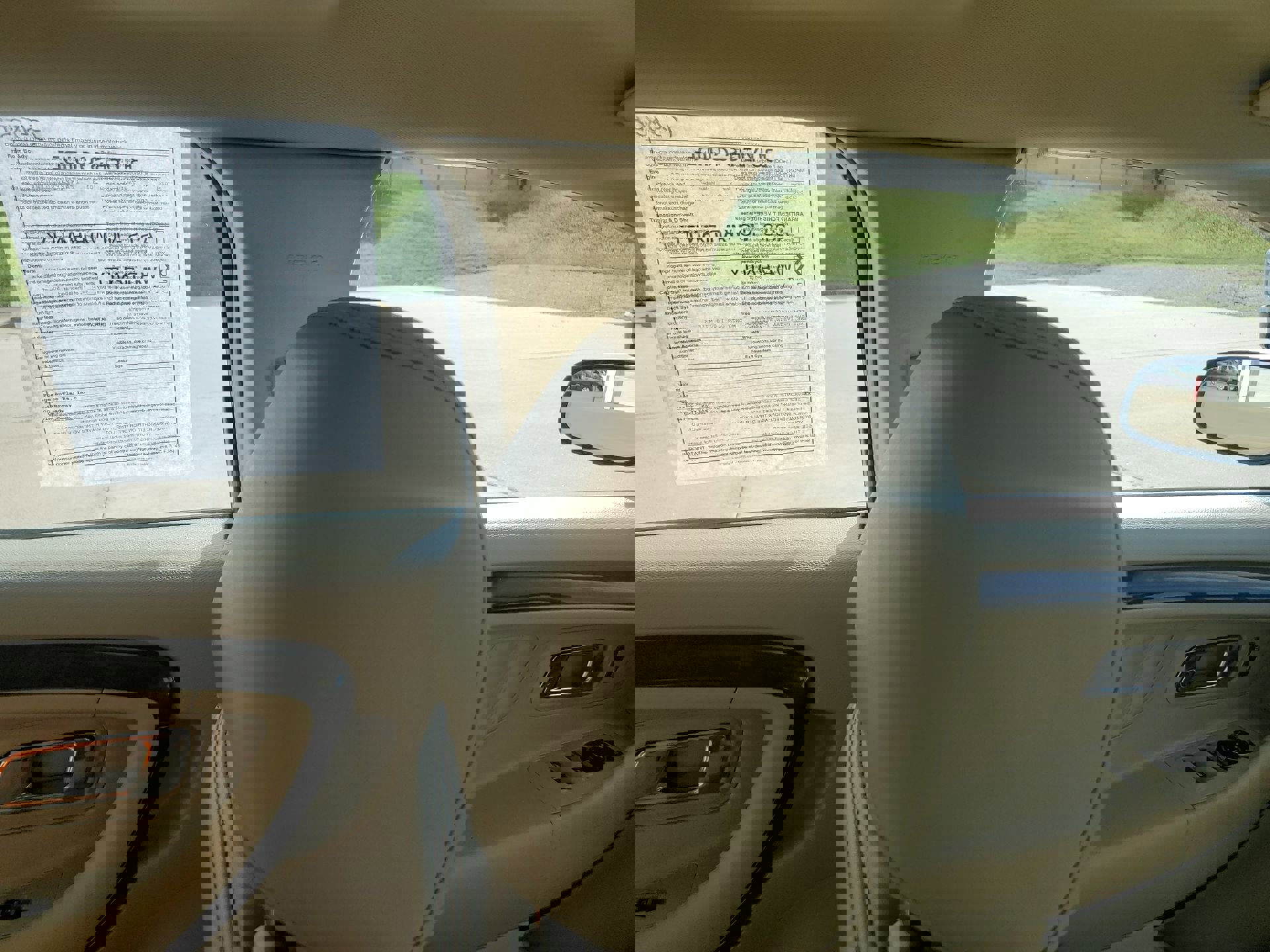 Used 2018 Ford Taurus Limited w/ Driver Assist Package image 16