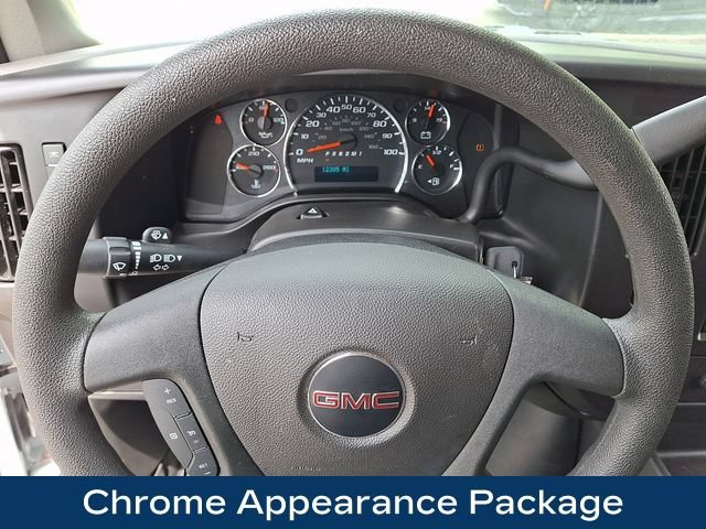 Used 2025 GMC Savana 2500 w/ Driver Convenience Package RWD image 4