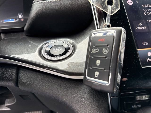 Used 2022 Jeep Grand Cherokee L Laredo image 36