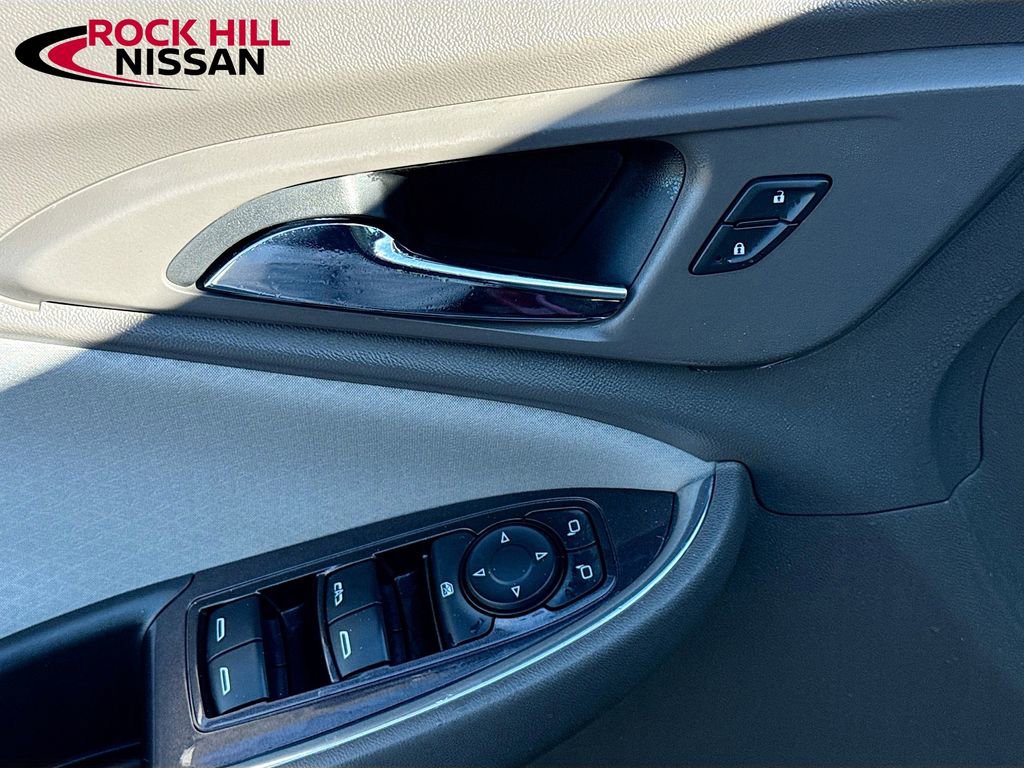 Used 2020 Chevrolet Malibu LT image 18