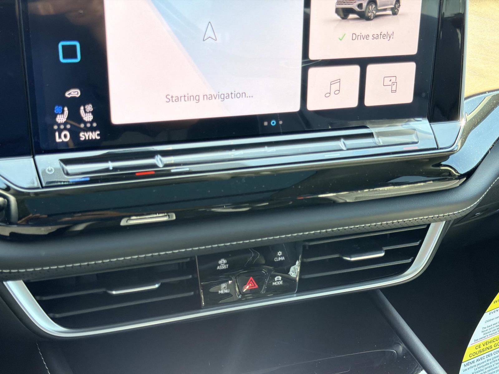 New 2026 Volkswagen Atlas SE FWD image 25