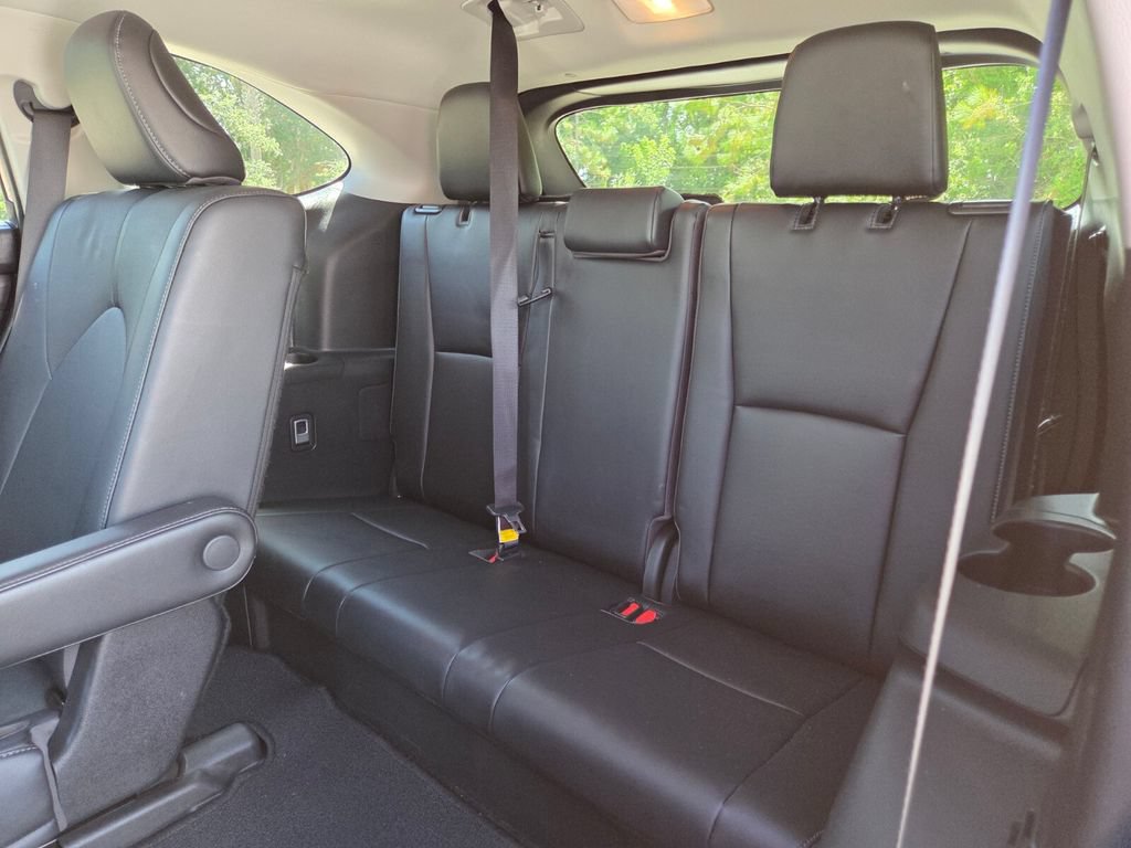 Used 2023 Toyota Highlander Limited FWD image 22