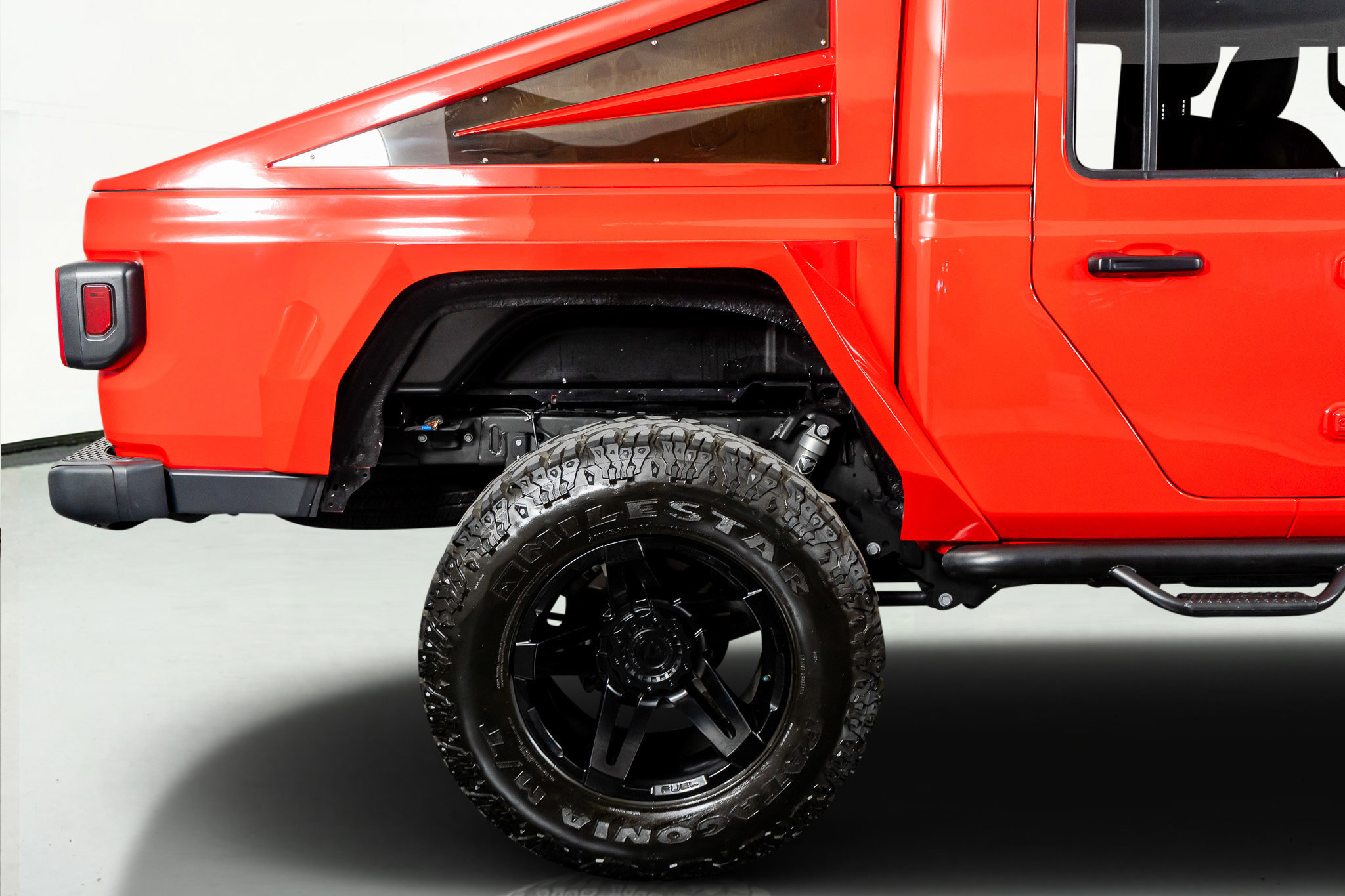 Used 2022 Jeep Gladiator Overland w/ Popular Equipment Package AWD/4WD image 8