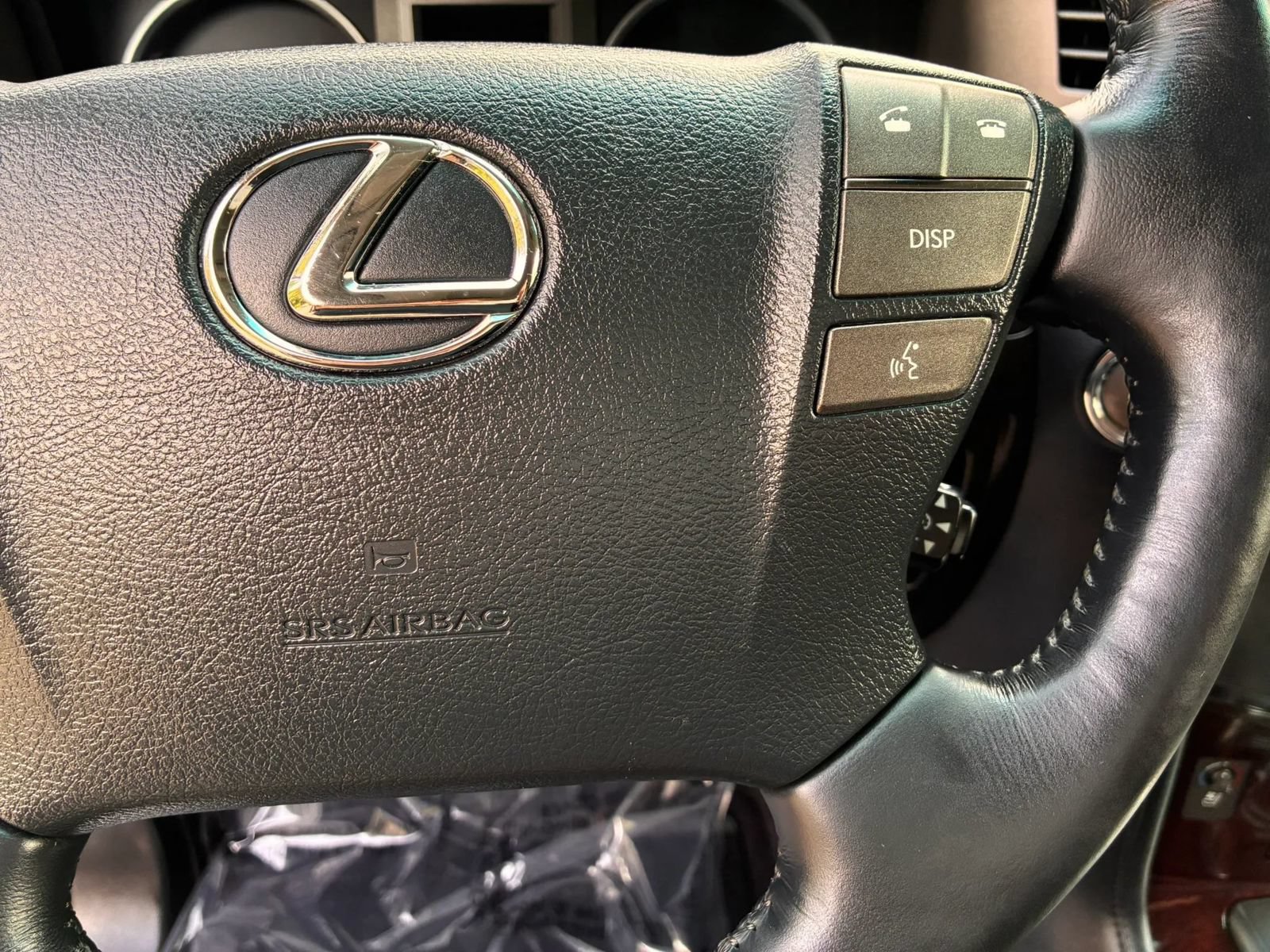 Used 2011 Lexus LX 570 4WD w/ Luxury Pkg image 23