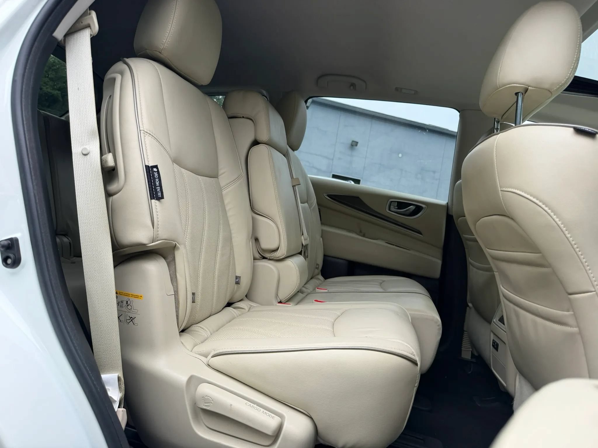 Used 2019 INFINITI QX60 Luxe w/ Essential Package AWD/4WD image 15
