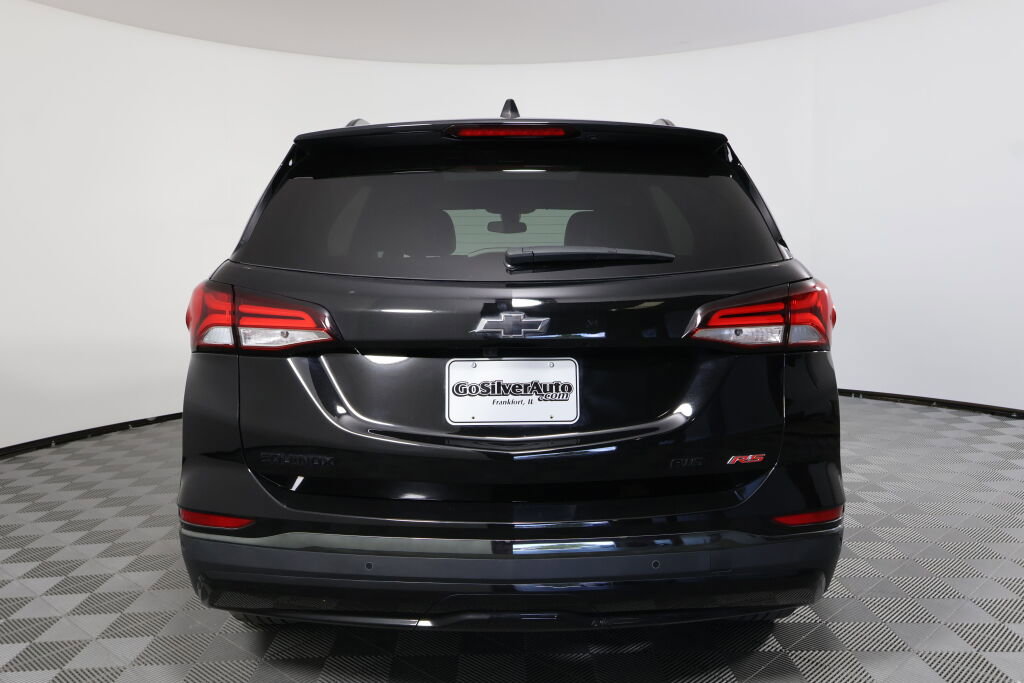 Used 2022 Chevrolet Equinox RS w/ LPO, Floor Liner Package image 4