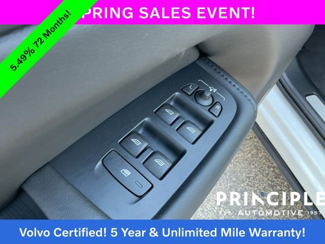 Certified 2025 Volvo XC60 B5 Core image 28