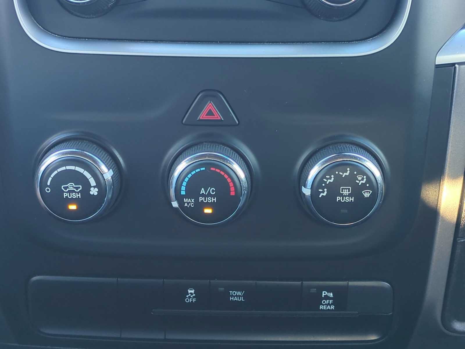 Used 2024 RAM 1500 Warlock AWD/4WD image 16
