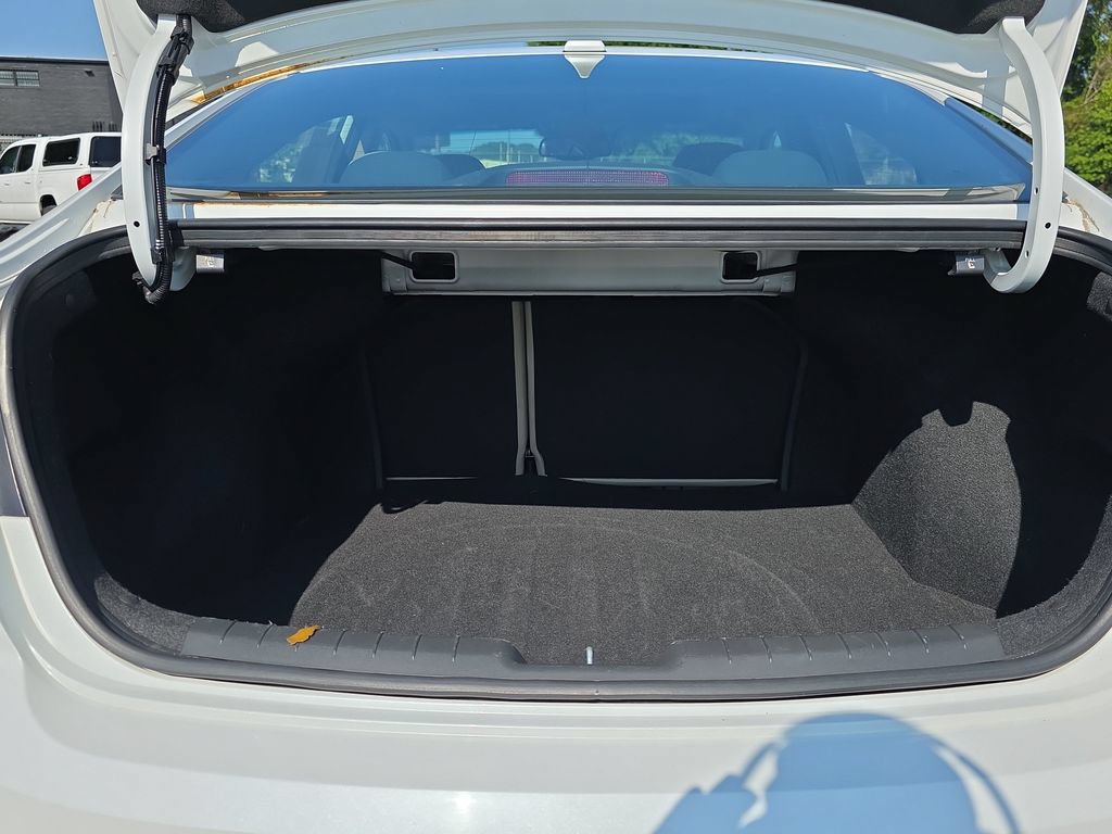 Used 2019 Hyundai Elantra Value Edition w/ Winter Weather Package FWD image 31