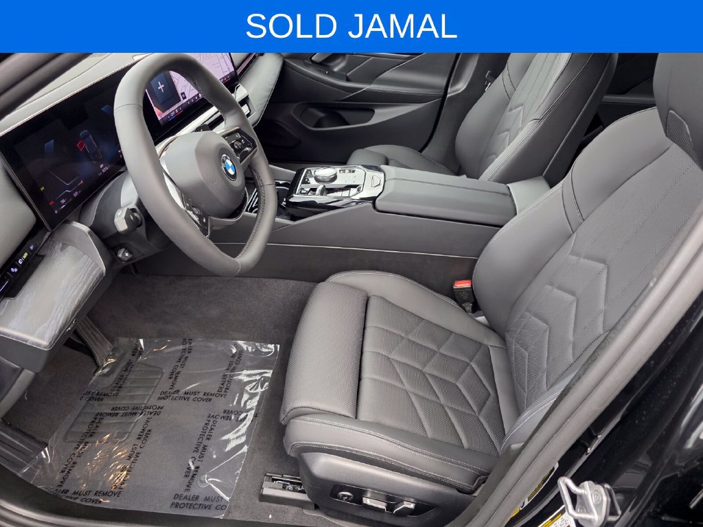 Certified 2024 BMW 530i w/ Premium Package RWD image 9