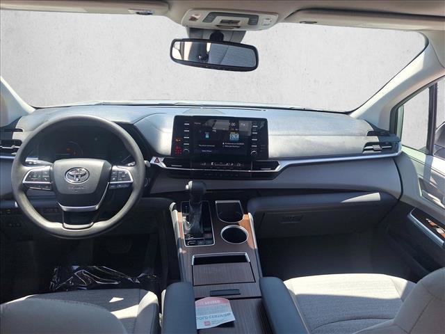 Certified 2021 Toyota Sienna LE w/ LE Plus Package AWD/4WD image 16