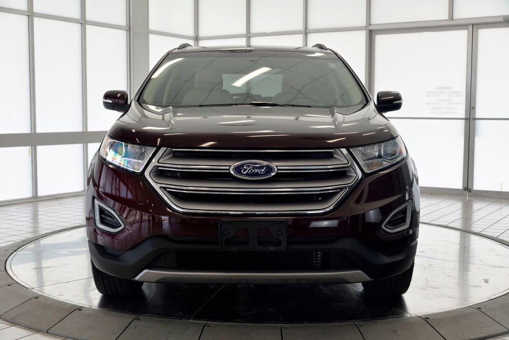 Used 2018 Ford Edge SEL w/ Equipment Group 201A AWD/4WD image 3