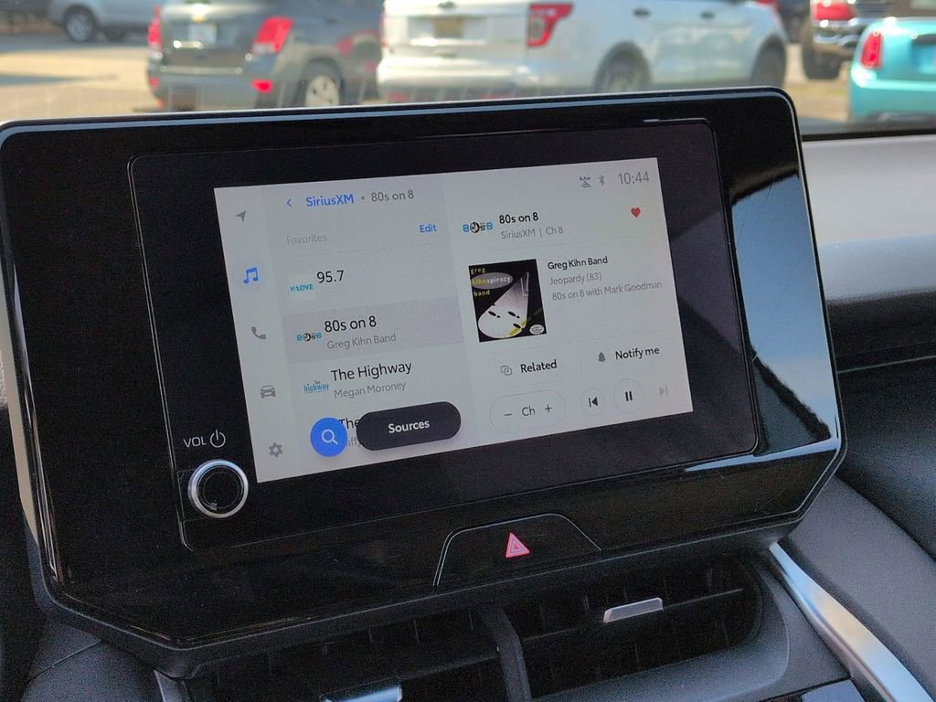 Used 2024 Toyota Venza LE AWD/4WD image 20