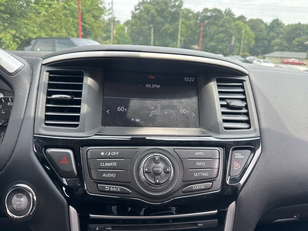 Used 2018 Nissan Pathfinder S FWD image 17