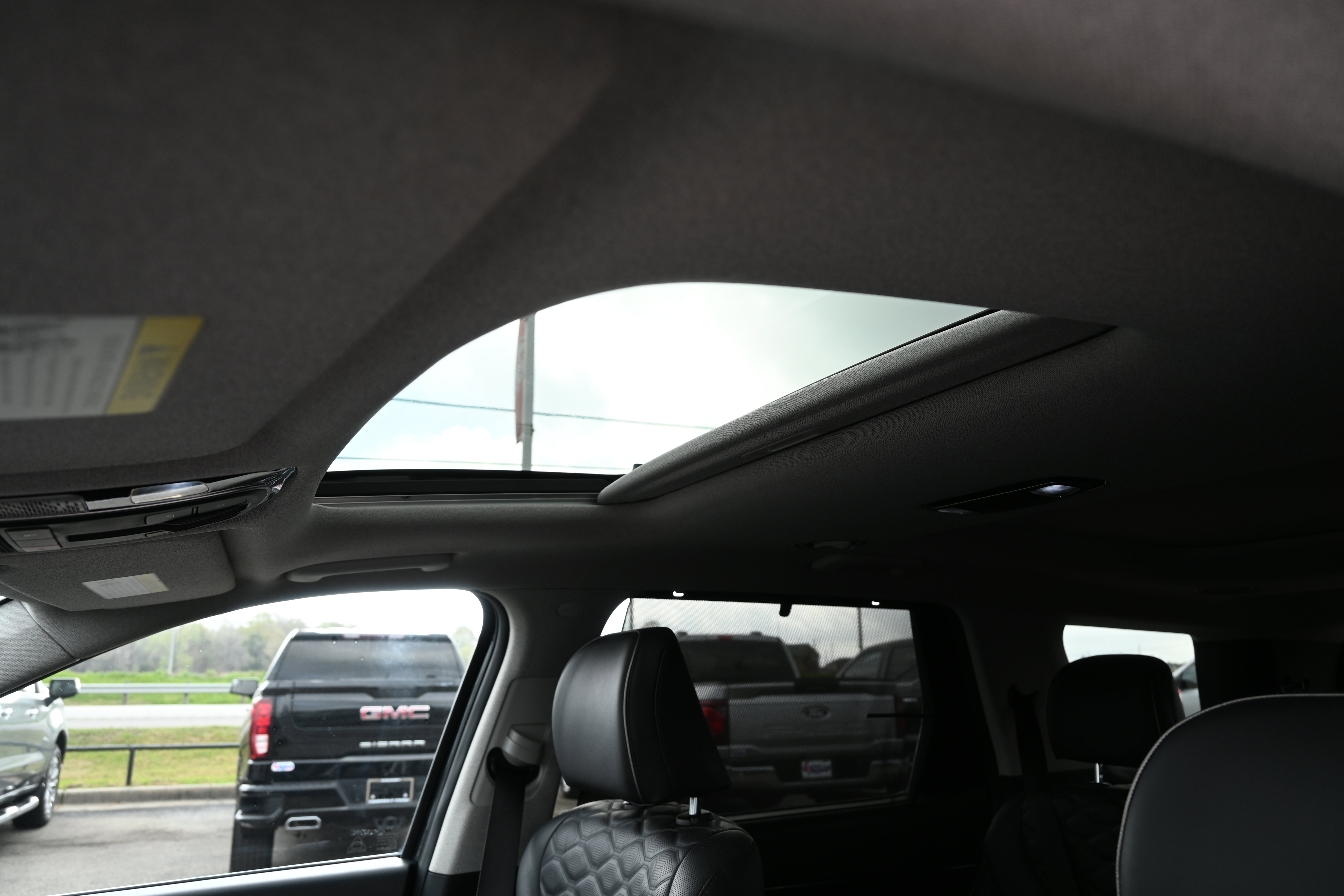 Used 2022 Hyundai Palisade Limited image 34