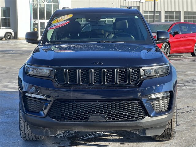 Certified 2023 Jeep Grand Cherokee Limited w/ Black Appearance Package image 49