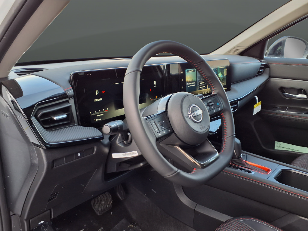 New 2026 Nissan Kicks SR AWD/4WD image 27