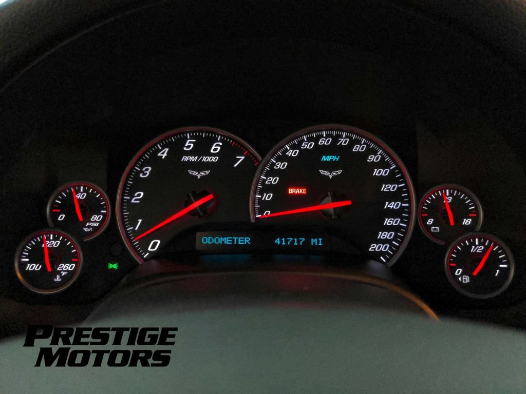 Used 2007 Chevrolet Corvette Coupe w/ Preferred Equipment Group RWD image 16
