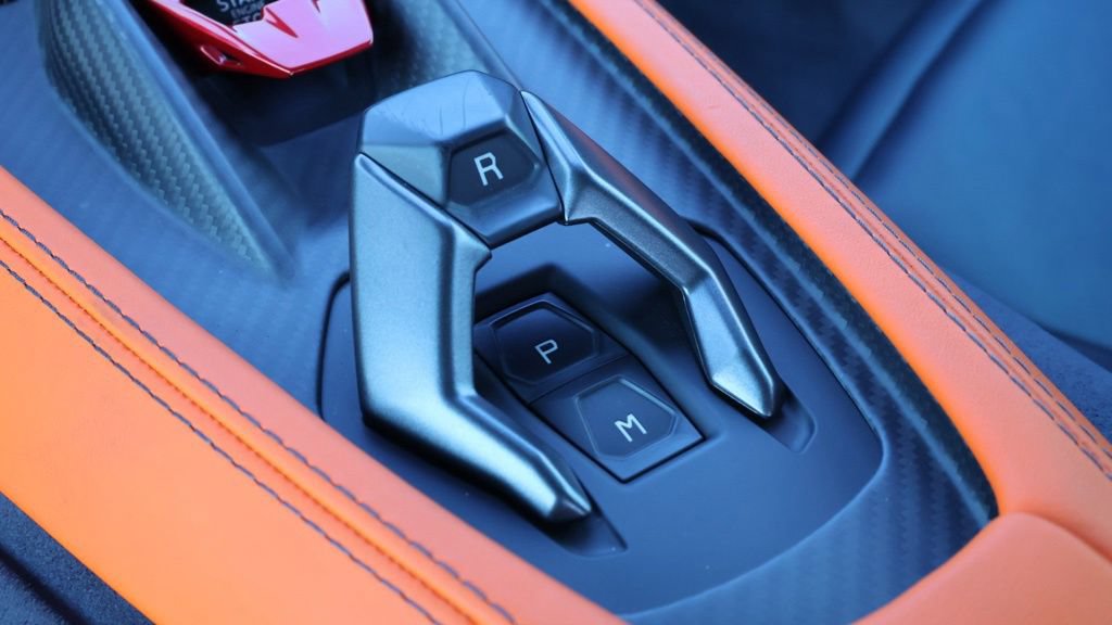 Used 2024 Lamborghini Revuelto AWD/4WD image 34