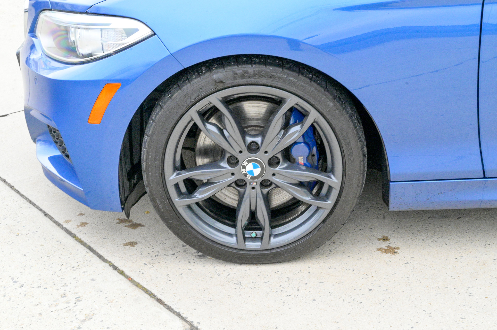 Used 2016 BMW M235i Convertible image 9