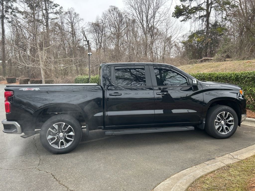 Used 2023 Chevrolet Silverado 1500 LT image 29