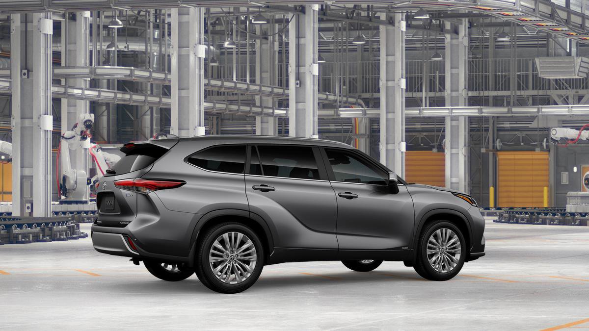 New 2026 Toyota Highlander Platinum image 11