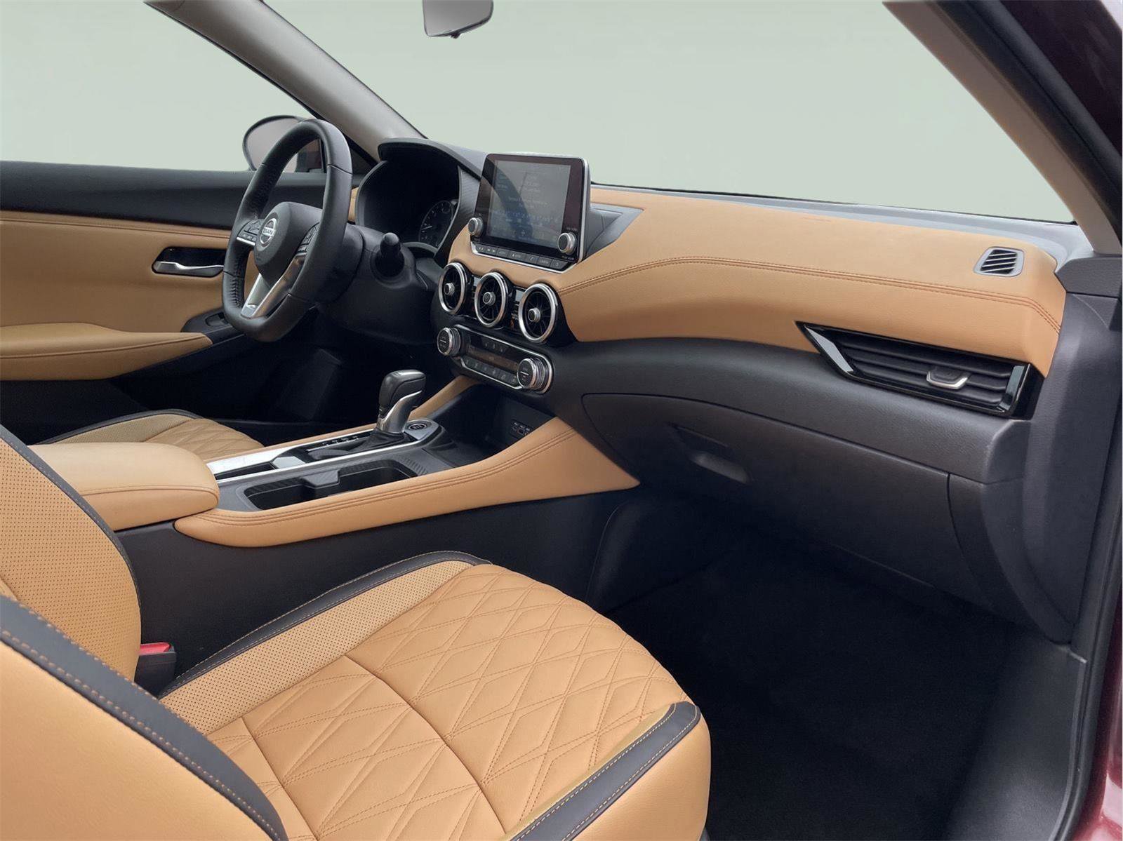Used 2023 Nissan Sentra SV w/ SV Premium Package FWD image 19