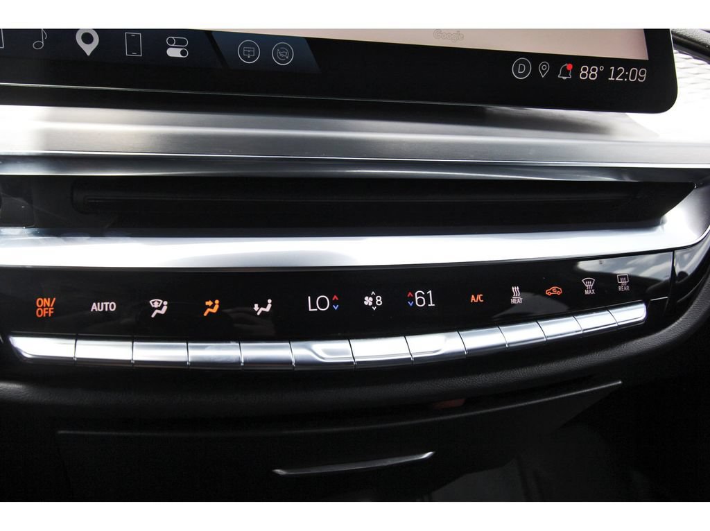 Used 2024 Cadillac Lyriq Luxury w/ LPO, Floor Liner Package AWD/4WD image 23