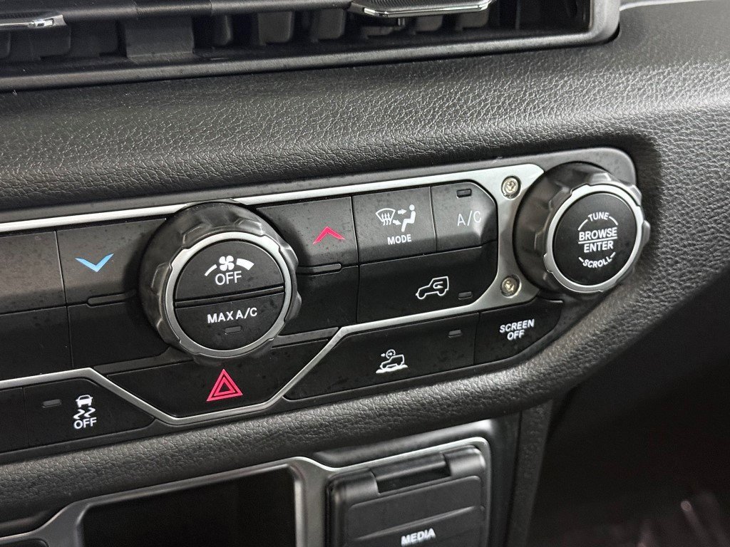 Certified 2024 Jeep Wrangler Sport image 31