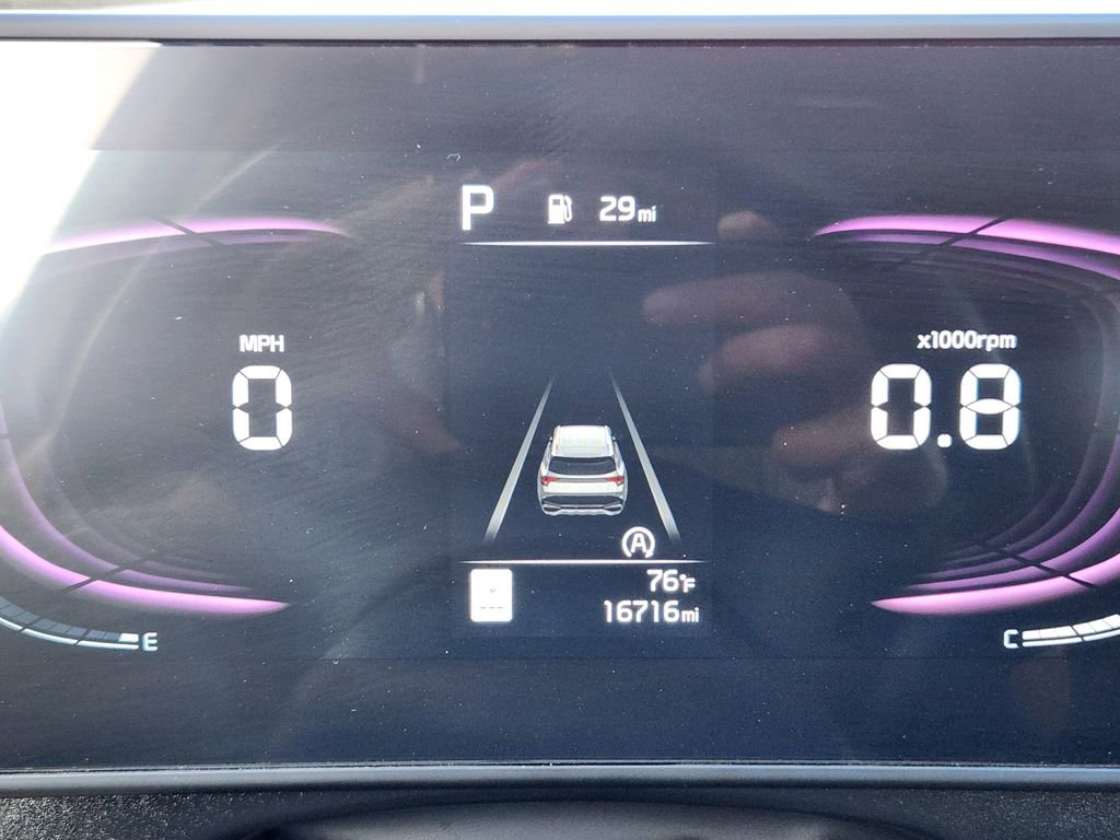 Used 2025 Kia Sportage EX image 17