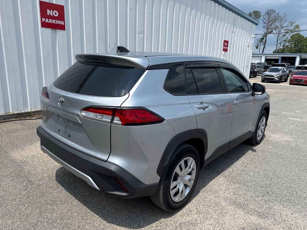 Used 2022 Toyota Corolla Cross L FWD image 8