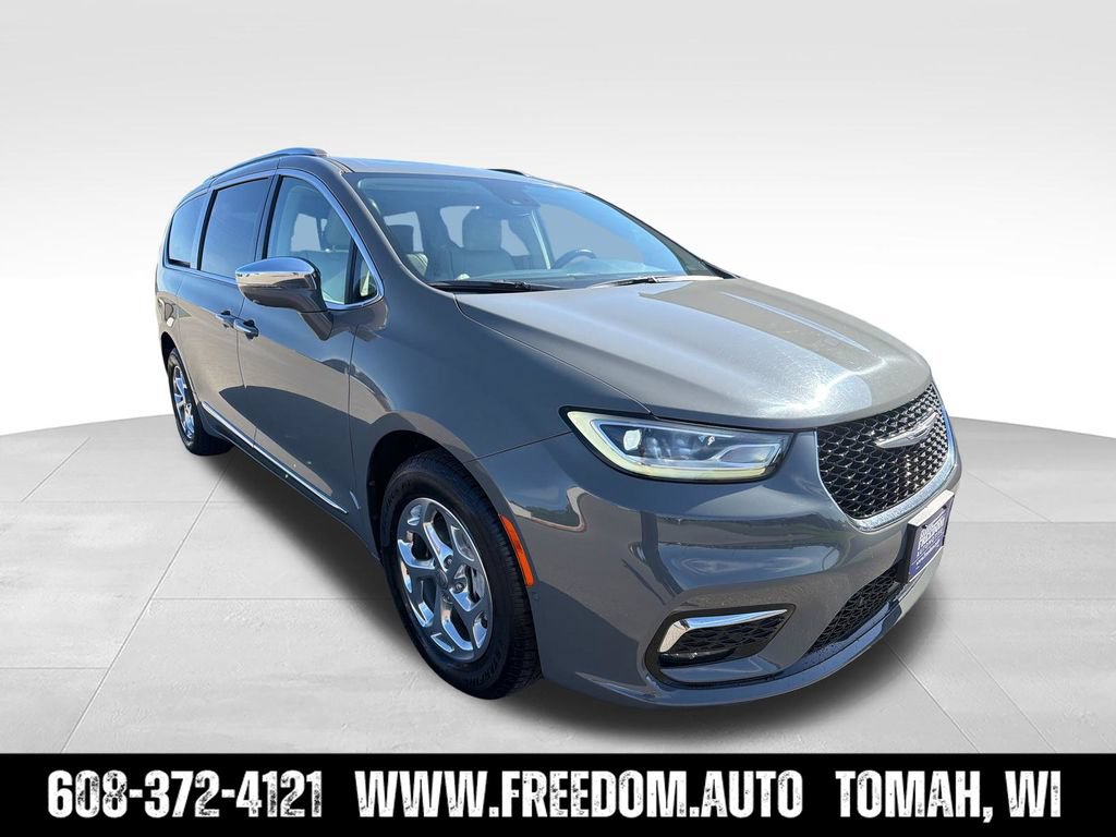 Used 2021 Chrysler Pacifica Limited w/ Premium & Safety Sphere Group AWD/4WD image 7