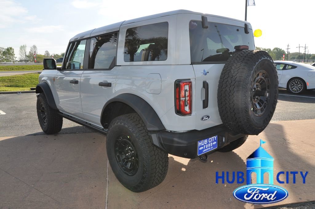 New 2026 Ford Bronco Badlands image 3