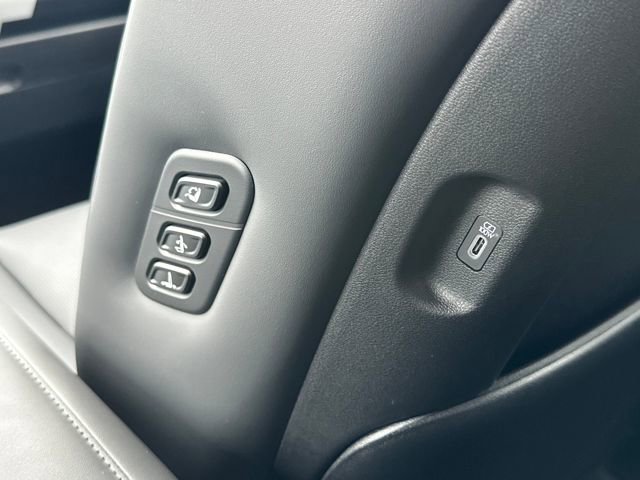 New 2026 Hyundai Palisade Calligraphy AWD/4WD image 18