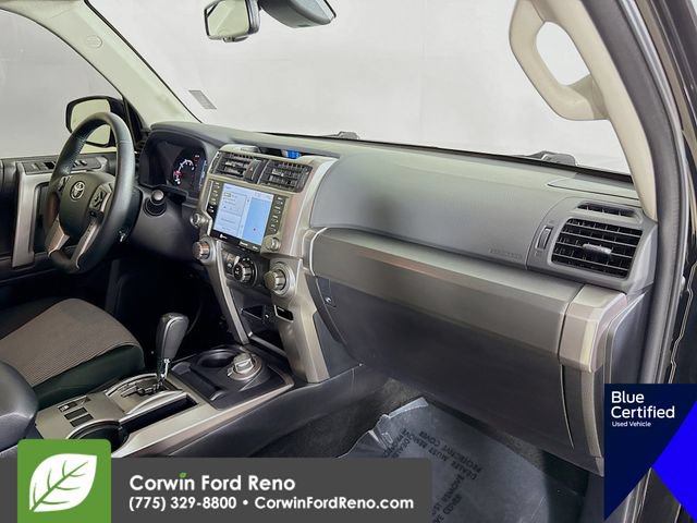 Used 2023 Toyota 4Runner SR5 AWD/4WD image 31