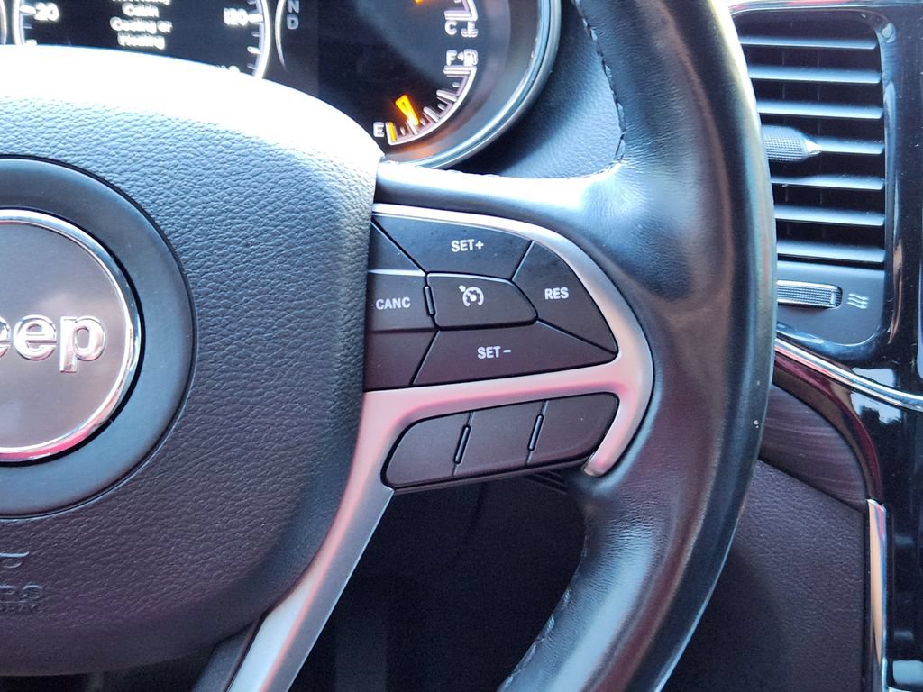 Used 2020 Jeep Grand Cherokee Altitude AWD/4WD image 19